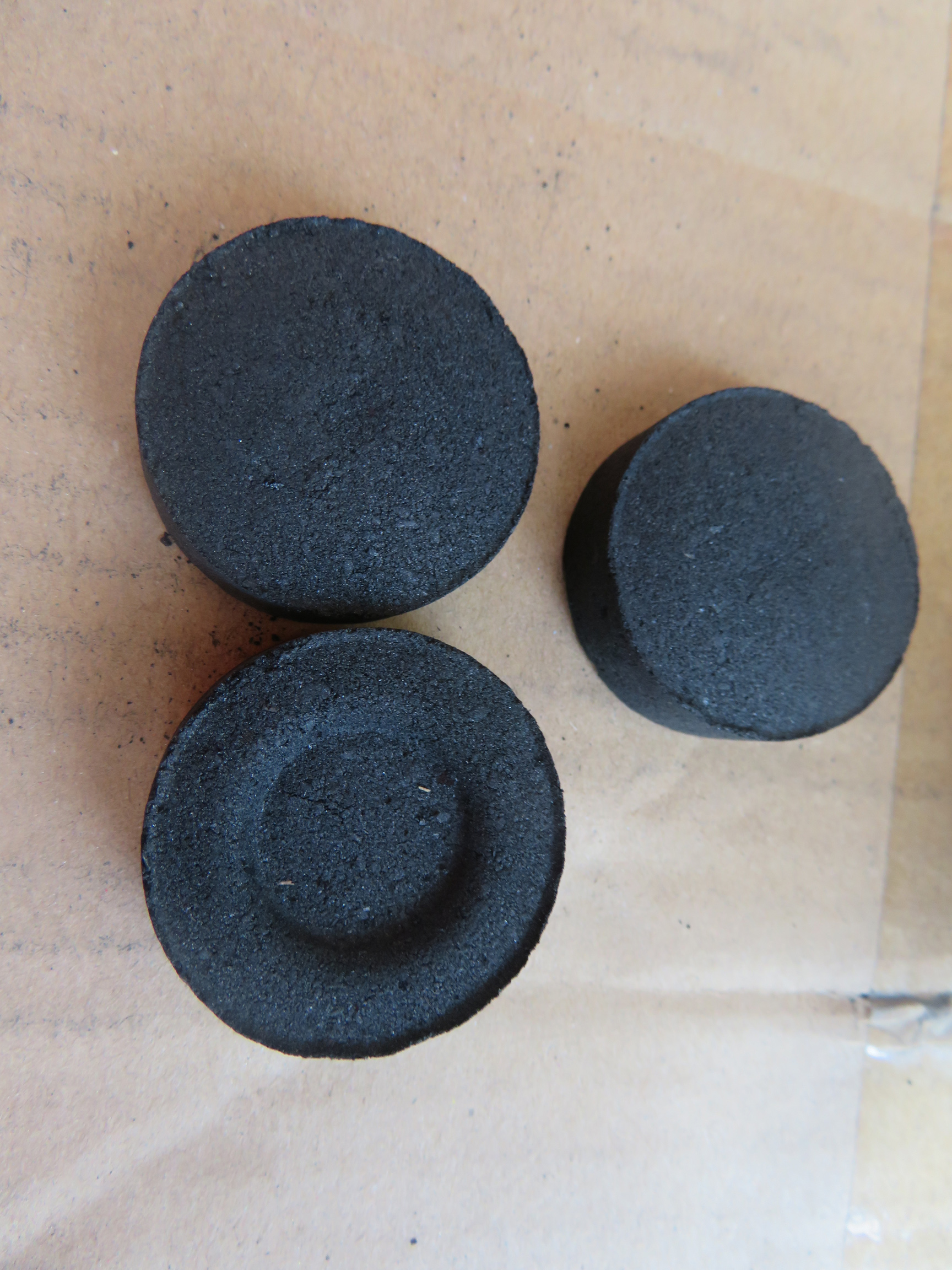 Factory Direct Sale Bamboo Charcoal Coconut Shell Charcoal Barbecue Carbon Hookah Charcoal Smoked Charcoal