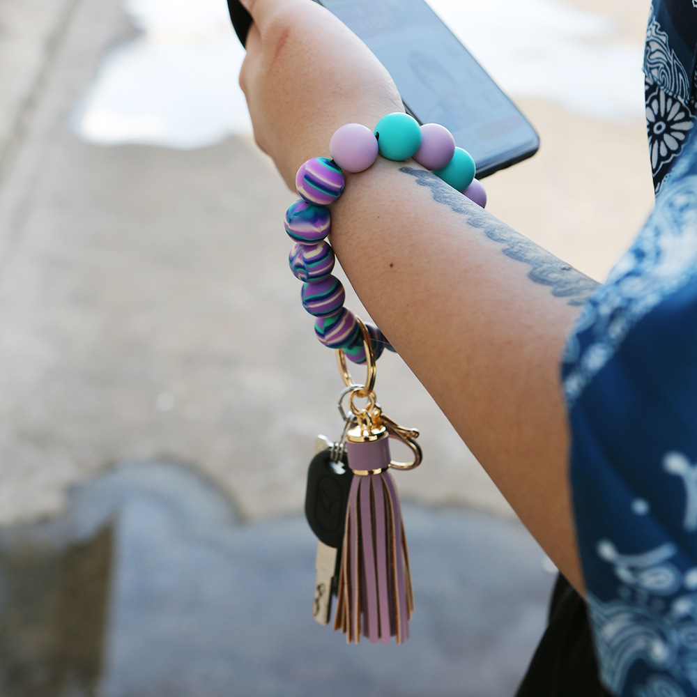 Color Silicone Beads Bracelet Bracelet Keychain Female Foreign Trade Amazon Pu Tassel Card Bag Silicone Bracelet Key Ring Color Silicone Beads Bracelet Bracelet Keychain Female Foreign Trade Amazon Pu Tassel Card Bag Silicone Bracelet Key Ring