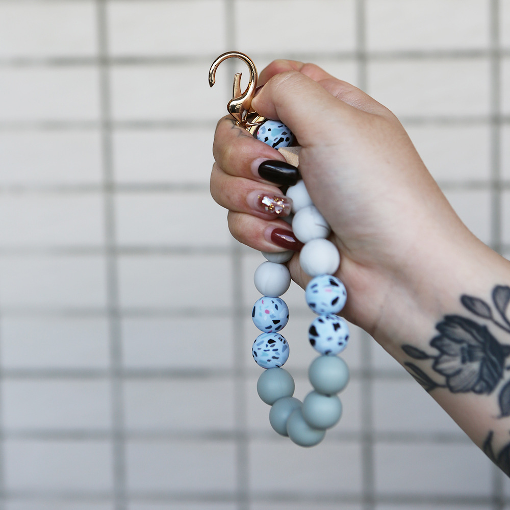 Color Silicone Beads Bracelet Bracelet Keychain Female Foreign Trade Amazon Pu Tassel Card Bag Silicone Bracelet Key Ring Color Silicone Beads Bracelet Bracelet Keychain Female Foreign Trade Amazon Pu Tassel Card Bag Silicone Bracelet Key Ring