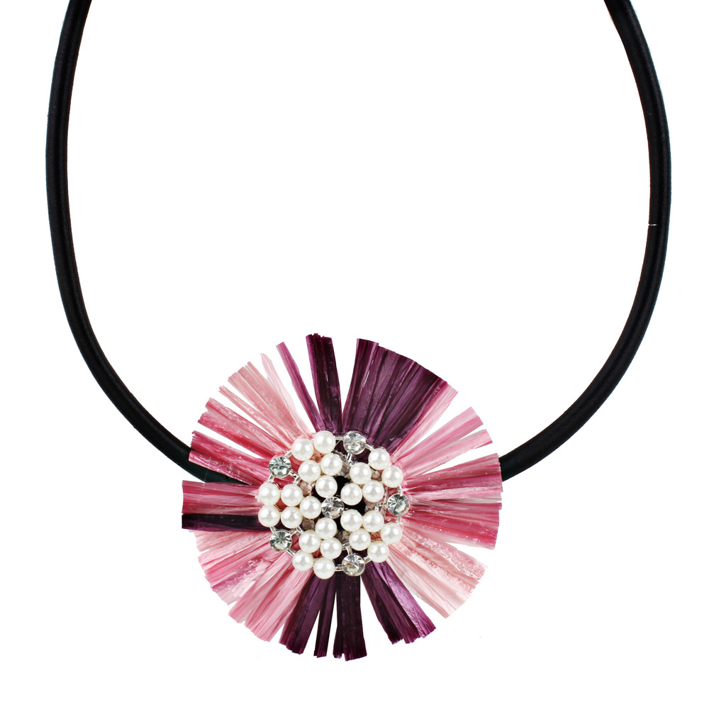Cross - border exclusive fashion full diamond sunflower joker of autumn and winter simple collar chain necklace accessories hang ornaments