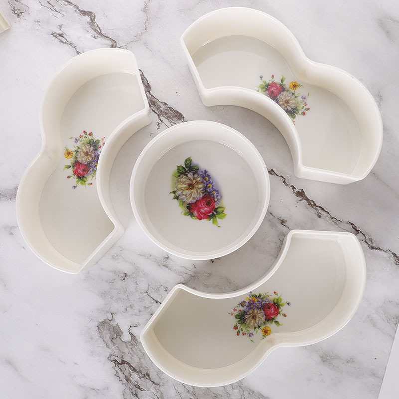 Fashion creative household tray wholesale plastic melon seed tray partition with a lid candy box