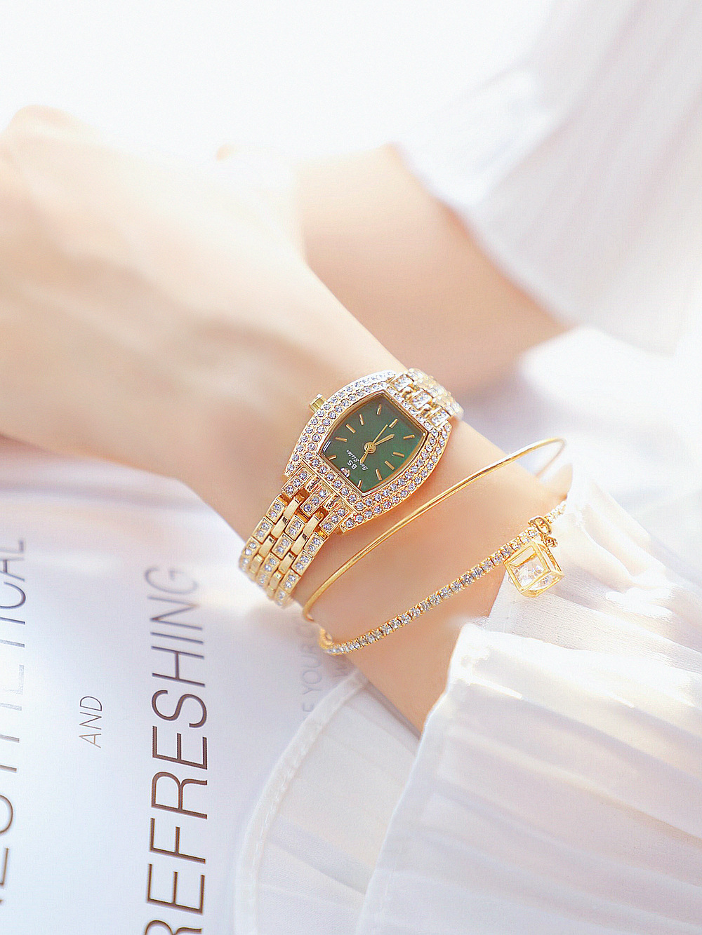 BS New Arrival Hot Sale Watch Factory Direct Sales Foreign Trade Linked List Customization Women's Watch Full of Diamonds One Piece Dropshipping Fa1595