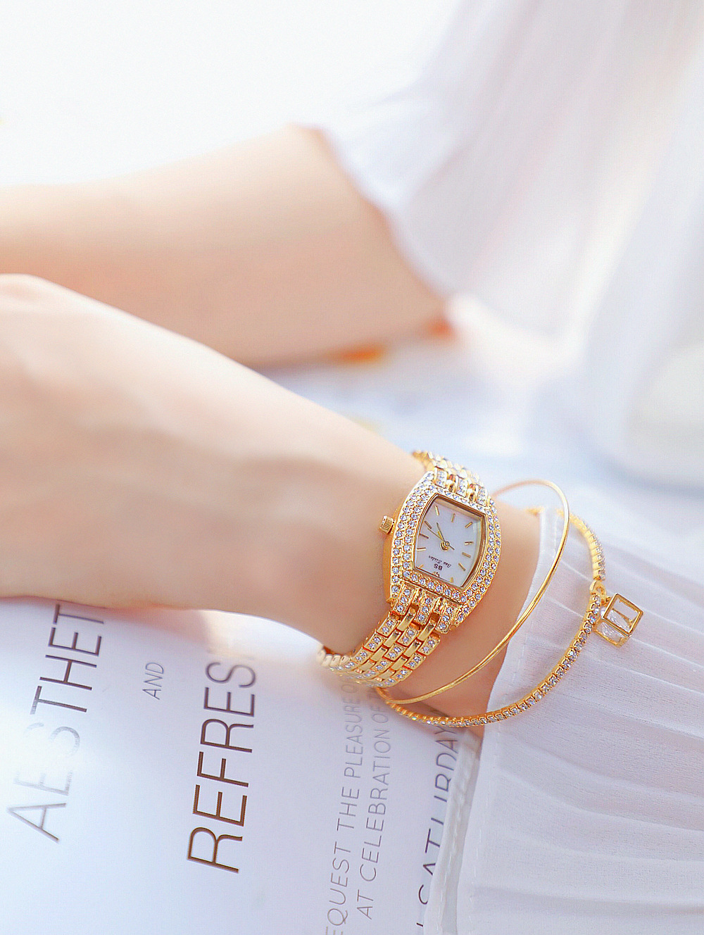 BS New Arrival Hot Sale Watch Factory Direct Sales Foreign Trade Linked List Customization Women's Watch Full of Diamonds One Piece Dropshipping Fa1595