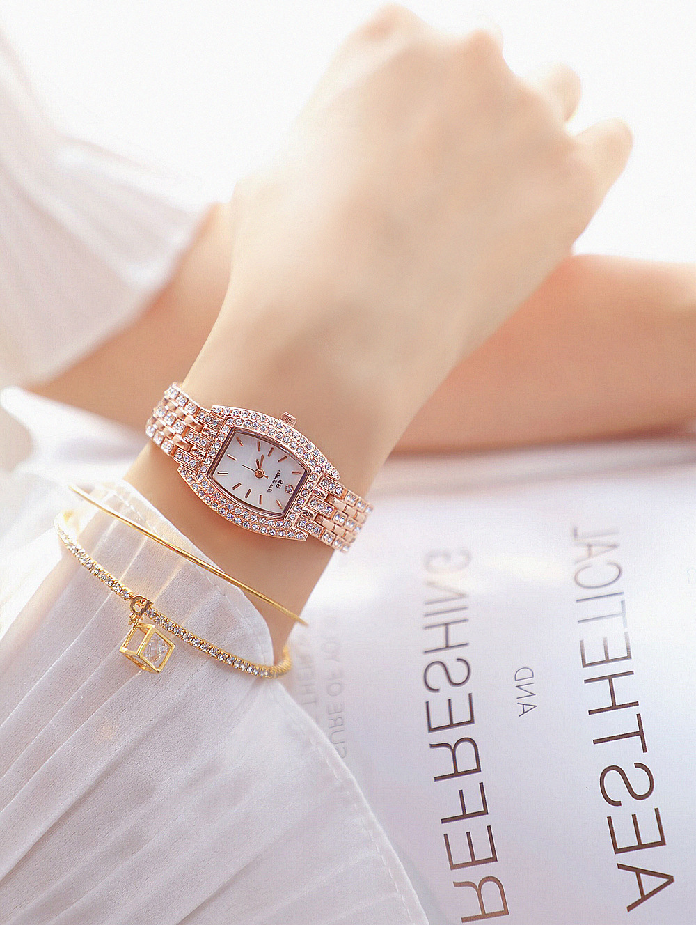 BS New Arrival Hot Sale Watch Factory Direct Sales Foreign Trade Linked List Customization Women's Watch Full of Diamonds One Piece Dropshipping Fa1595