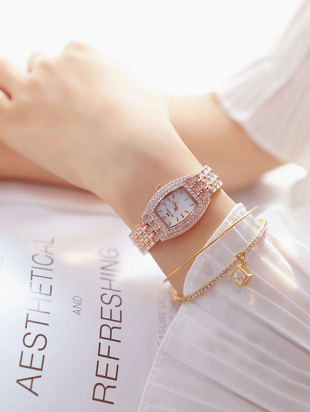 BS New Arrival Hot Sale Watch Factory Direct Sales Foreign Trade Linked List Customization Women's Watch Full of Diamonds One Piece Dropshipping Fa1595