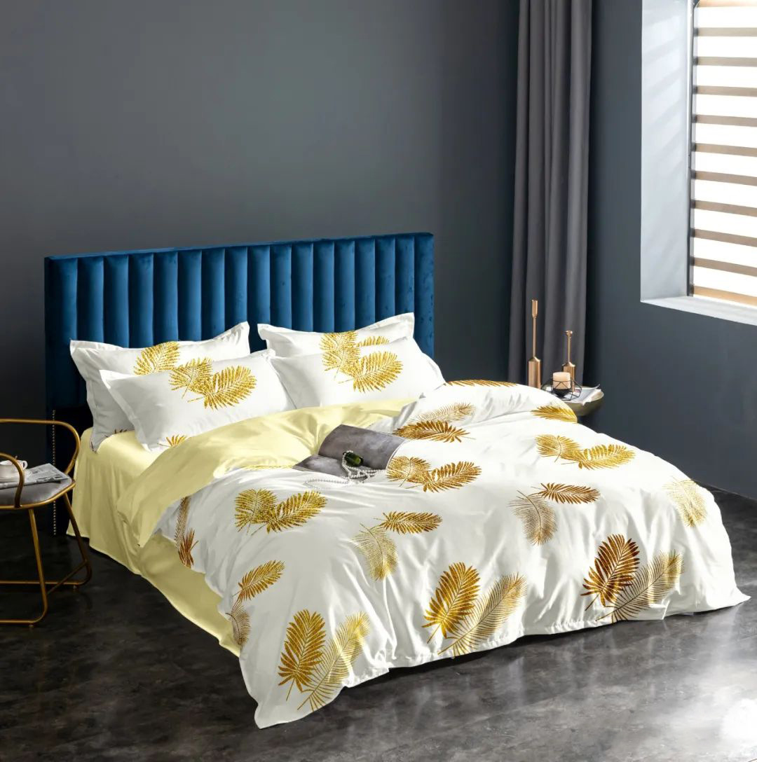 Fitted Sheet Four-Piece Set Thickening Bed Sheet Quilt Cover Three-Piece Bedding Set