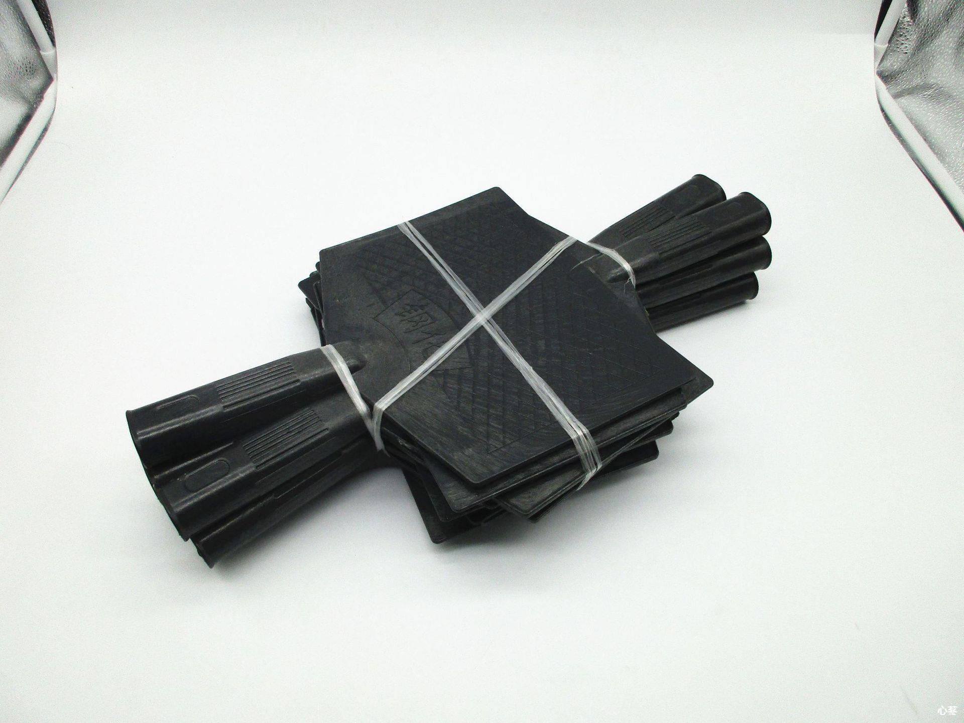 Supply Plastic Tempered Gray Board Plastic Slipper Gray Board Small Black Thick Mud Board Building Plastic Slipper Mud Board Quantity