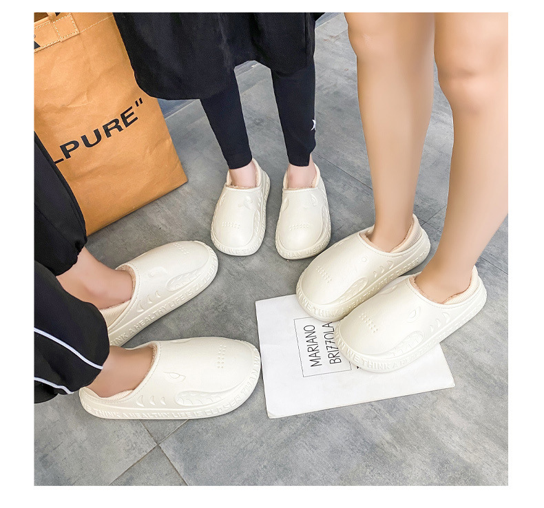 Cotton Slippers Men's Bag Winter Match 2022 New Indoor Home Thick Bottom and Warm Keeping Non-Slip Waterproof Cotton Shoes Fur Slipper Cotton Slippers Men's Bag Winter Match 2022 New Indoor Home Thick Bottom and Warm Keeping Non-Slip Waterproof Cotton Shoes Fur Slipper