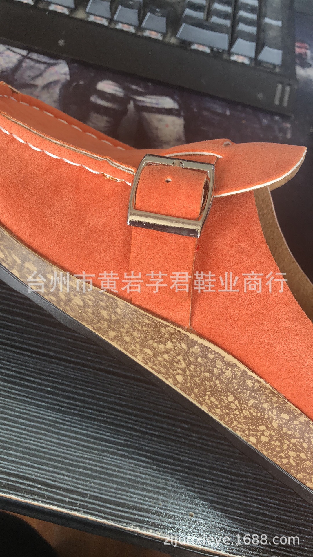 Sandals Baotou Wear Belt Buckle Slipper Women's CrossBorder Large Size Leisure Slippers Foreign Trade Women's Shoes Sandals Baotou Wear Belt Buckle Slipper Women's CrossBorder Large Size Leisure Slippers Foreign Trade Women's Shoes