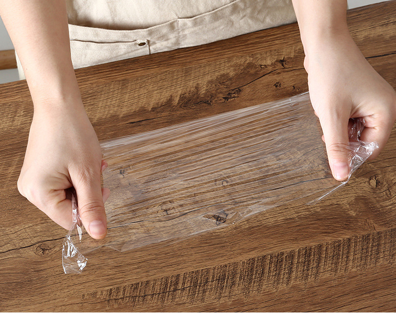Plastic Wrap Household Plastic Cutting Box Large Roll Kitchen Box Fresh Fruit Refrigerated Sealing Packaging Film Economical Pack