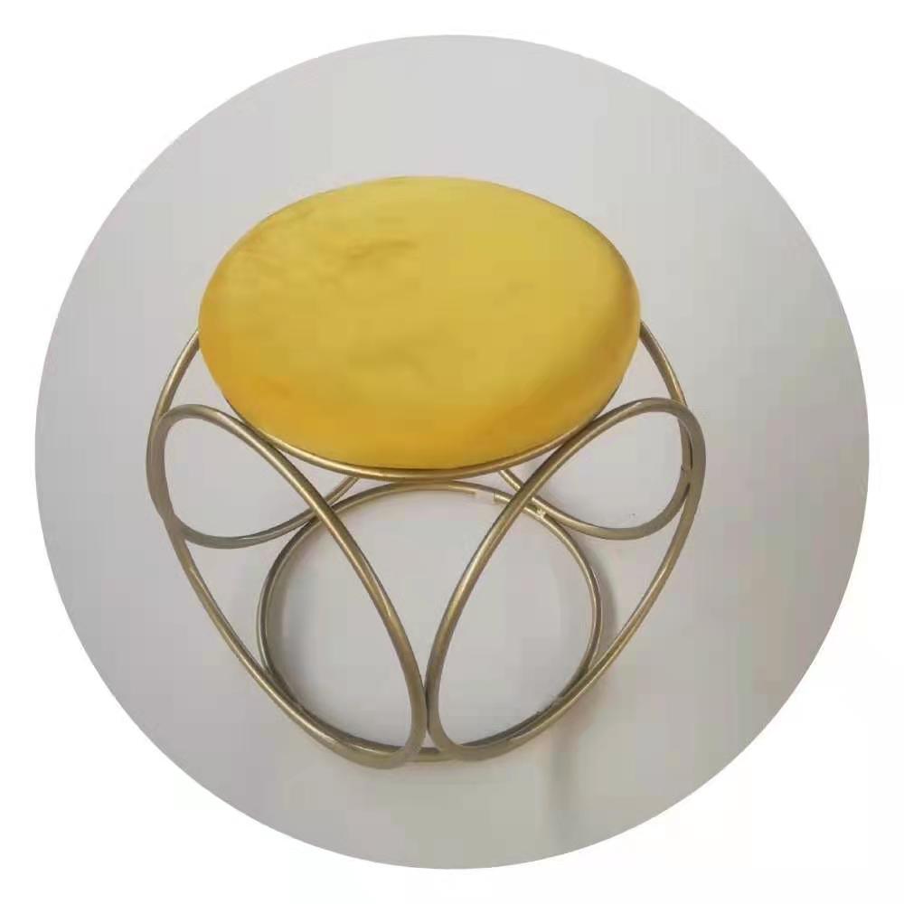 Modern Minimalist Nordic Girl Bedroom Dressing Stool Subnet Red Chair Ins Manicure Makeup Stool Light Luxury Dining Stool