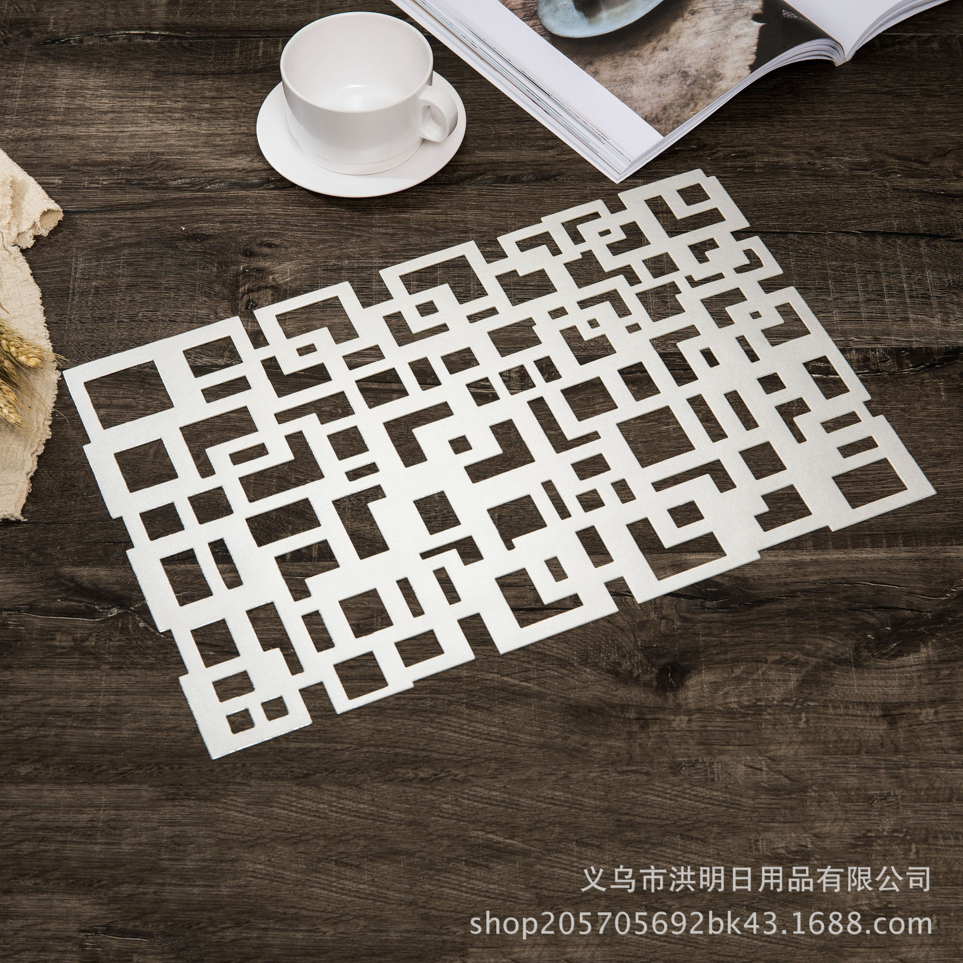 Golden of European Style PVC Thermal Shielded Table Mat Placemat Silver Hollow Decorative Pad Coffee Table Tray Bowl Coaster Cup Coaster Western-Style Placemat Golden of European Style PVC Thermal Shielded Table Mat Placemat Silver Hollow Decorative Pad Coffee Table Tray Bowl Coaster Cup Coaster Western-Style Placemat