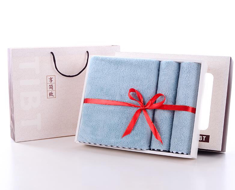 Coral velvet towel polyester brocade super absorbent lace hair towel bear towel gift 35*75