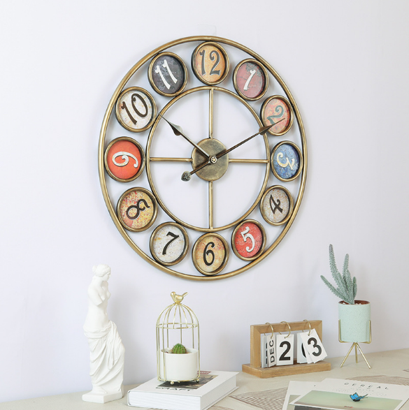 Iron Circle and Creative Wall Clock