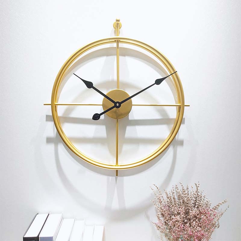 Yihong clock wall clock craft clock craft wall clock Art clock iron clock Peacock clock home decoration arts and crafts