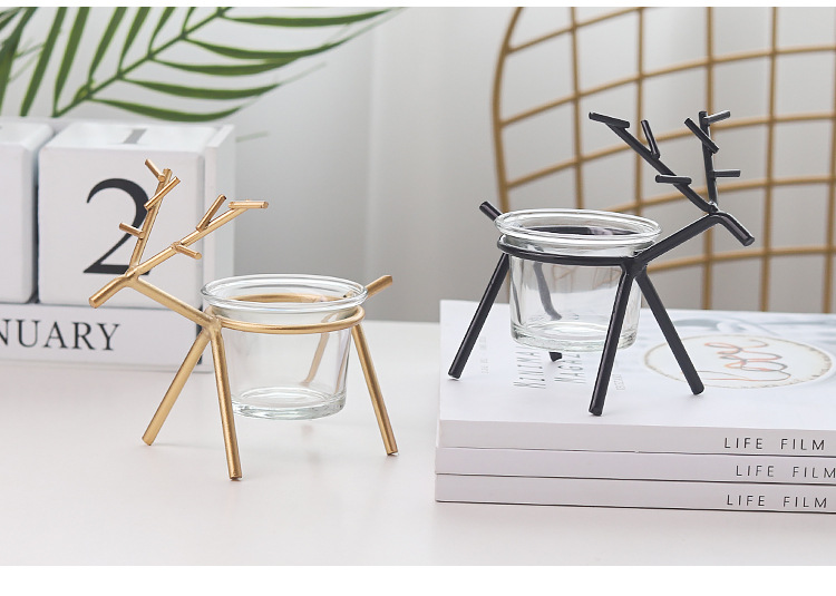 Wholesale Nordic simple creative Tie Yi deer candlestick household desktop atmosphere decorate candle table decoration