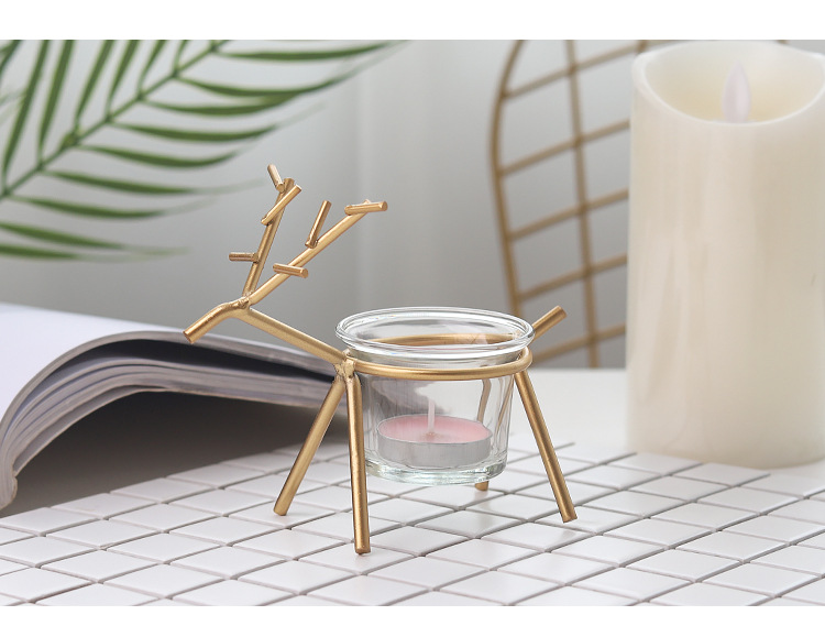 Wholesale Nordic simple creative Tie Yi deer candlestick household desktop atmosphere decorate candle table decoration