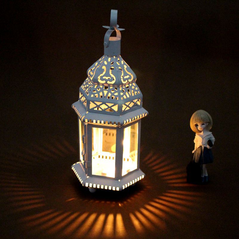 European Style Castle Classical Candlestick Hollow Iron Art Glass Lantern Moroccan Romantic Wedding Home Decoration Ornaments