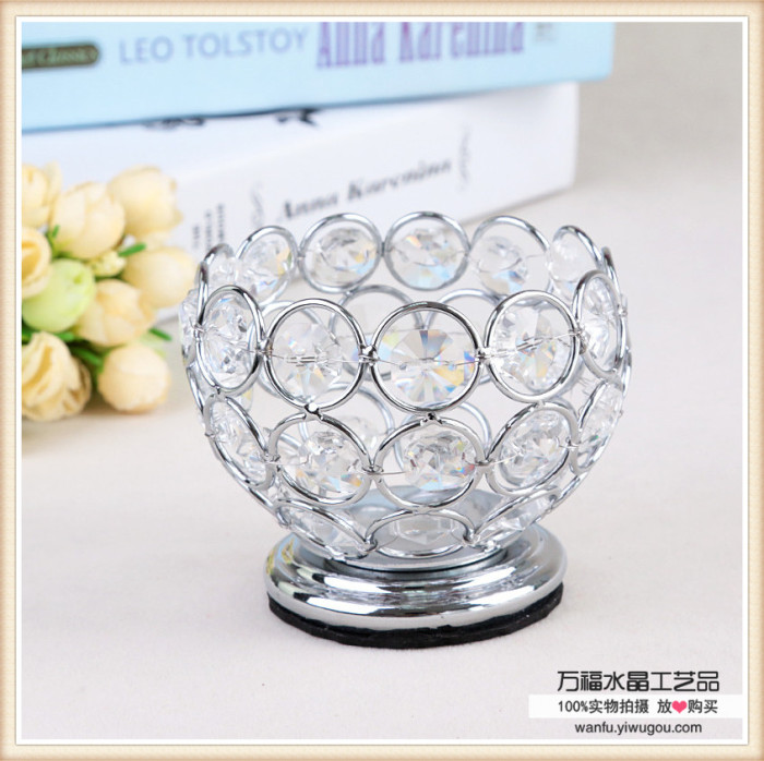 Simple modern European romantic candle ornaments iron crystal candlestick wedding ornaments Simple modern European romantic candle ornaments iron crystal candlestick wedding ornaments