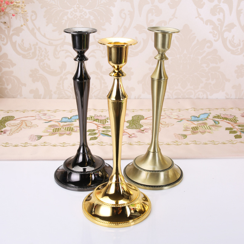 Candlestick European alloy candlelight dinner Candlestick wedding decoration American western dining table single head retro romantic wax table Candlestick European alloy candlelight dinner Candlestick wedding decoration American western dining table single head retro romantic wax table
