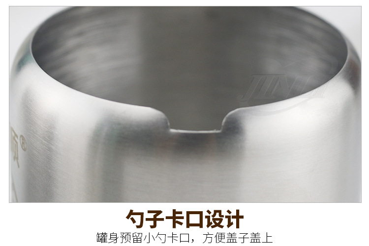 304 Thickened Stainless Steel Spice Jar round Pepper Oil Sugar Salt Spice Kitchen Seasoning Tank Kitchen Supplies