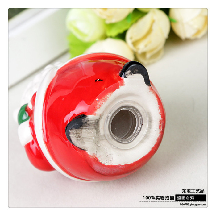 Ceramic Santa seasoning bottle pepper salt seasoning bottle ceramic bottle