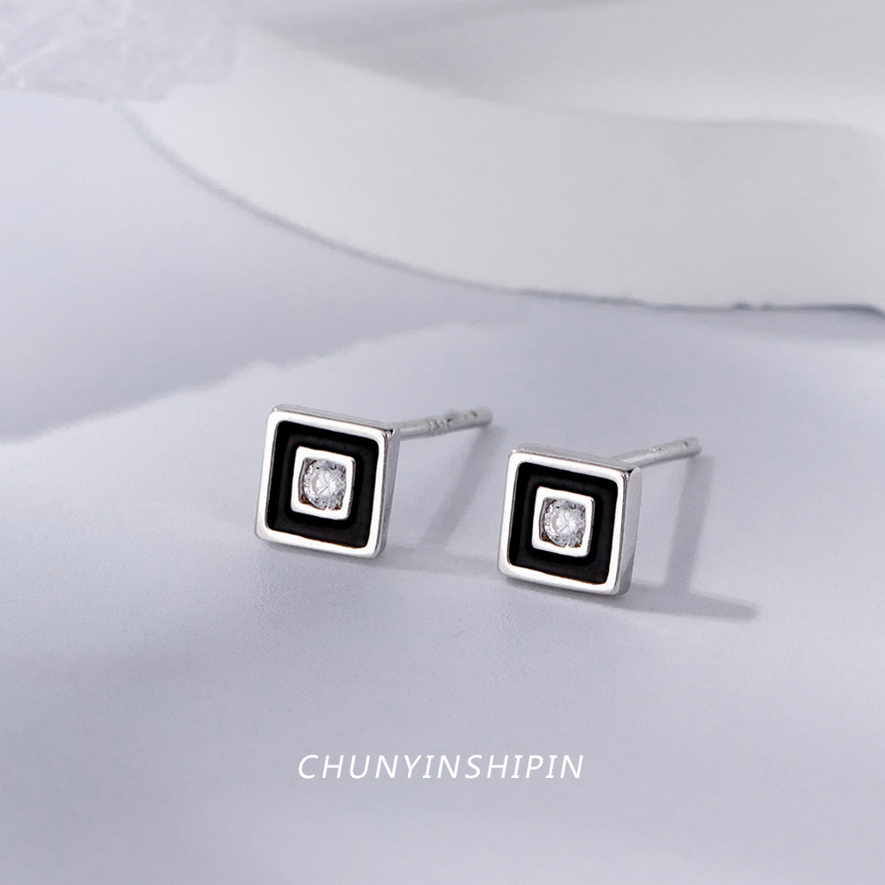 INS Ornament S925 Sterling Silver Niche Personality Square Stud Earrings Drip Glazed Trendy Four-Corner Earrings for Women