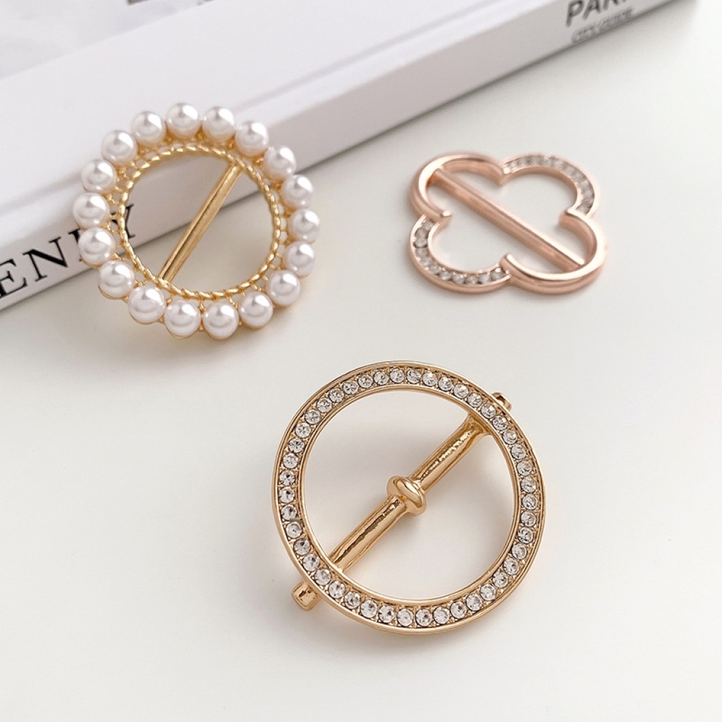 Decorative Scarf Scarf Buckle Women's Clothes Corner Knot Buckle Waist Hem Ring T-shirt Rhinestone Pearl Brooch