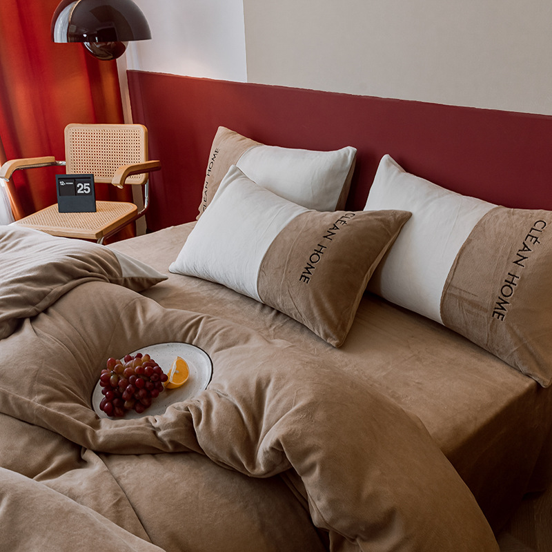 Winter Thickened Milk Fiber Four-Piece Set Light Luxury Large Corner Matching Warm Baby Velvet Four-Piece Set Double-Sided Velvet Bed Sheet Quilt Cover