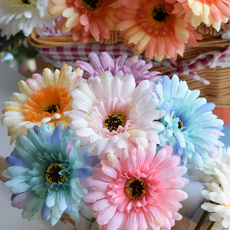 Flower Artificial Flower Gerbera Wedding Bouquet African Chrysanthemum Artificial Flower Preserved Fresh Flower Flower Artificial Flower Gerbera Wedding Bouquet African Chrysanthemum Artificial Flower Preserved Fresh Flower