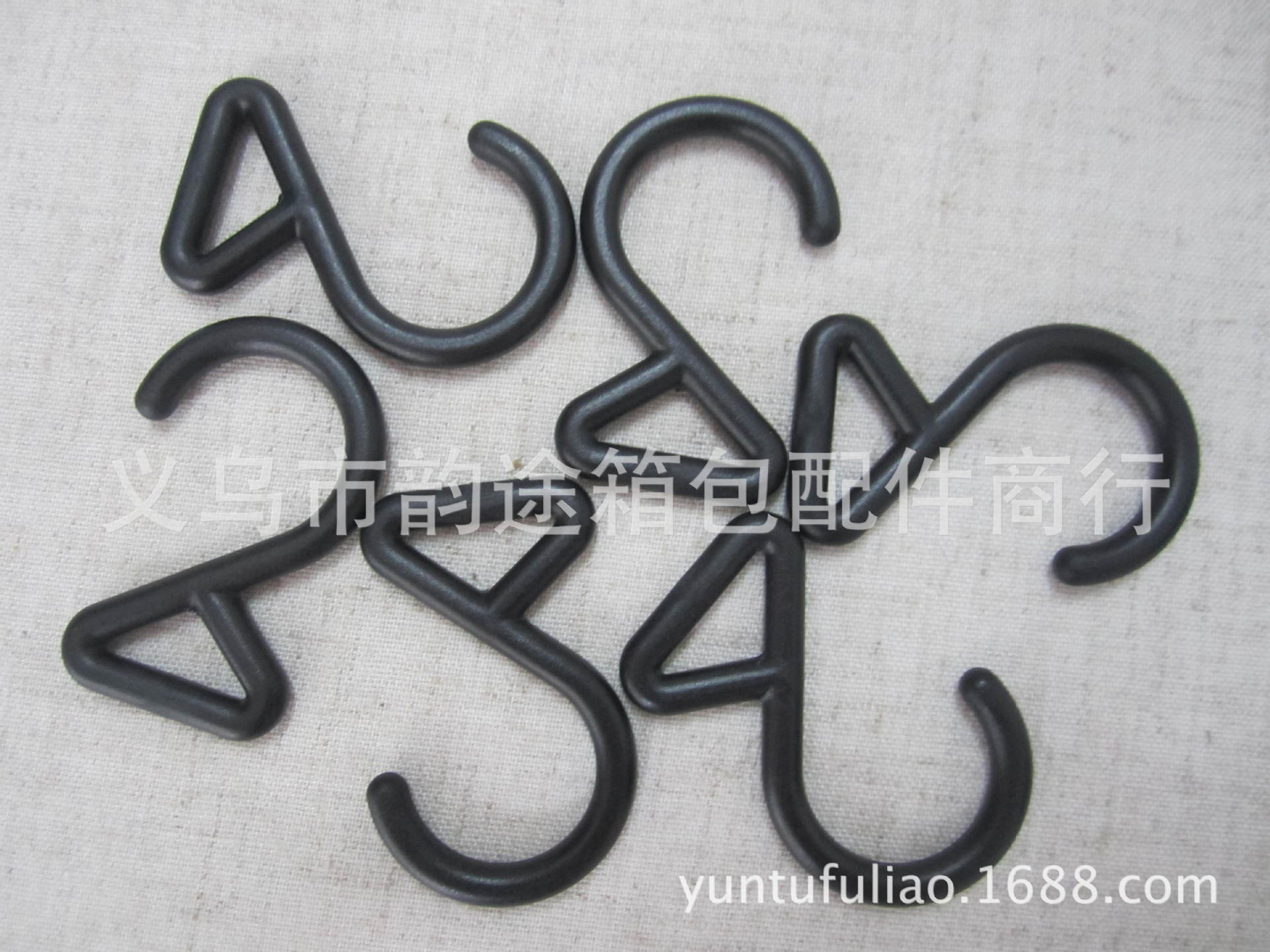 A Large Number of Bags and Bags Are Available in Stock. Plastic 2-Shaped 2-Shaped Hooks Rotating Hook Buckle 2-Word Hook Snap Hook Z Sub-Hook and Other Accessories