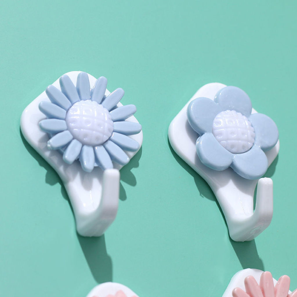 Hook Strong Adhesive Wall Hanging Toilet Coat and Cap Wall Hanger Toilet Shower Door Rear No-Punch Sticky Hook