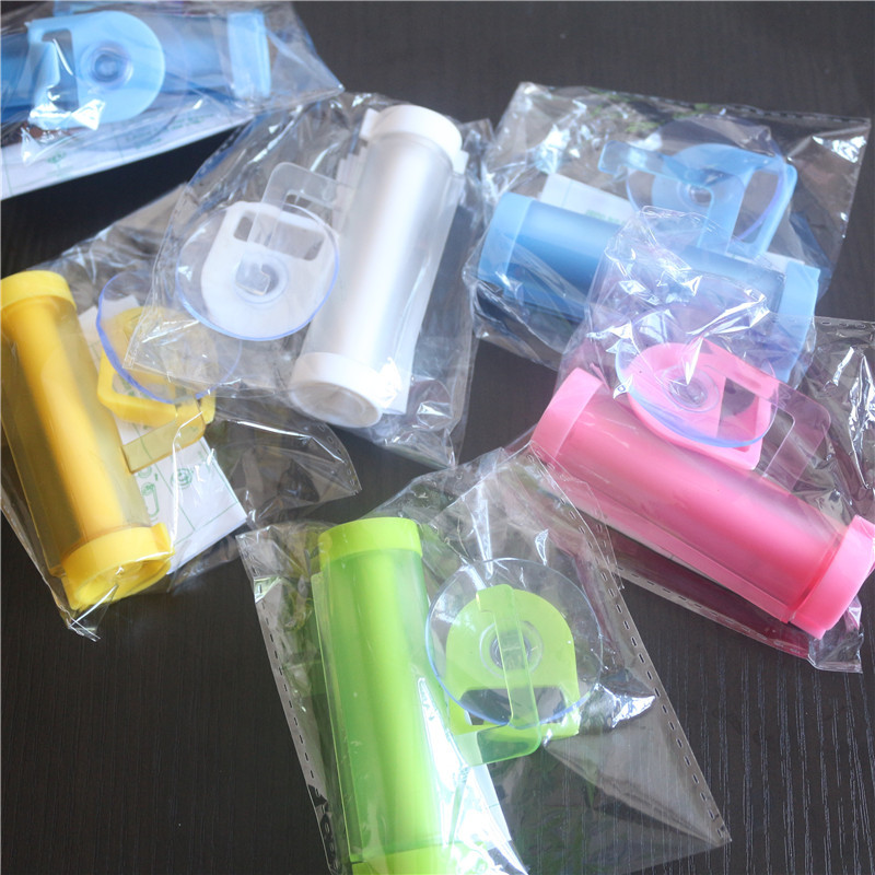 Manufacturer's direct selling toothpaste partner toothpaste Squeezer Toothpaste partner sucker hook squeezer 20g