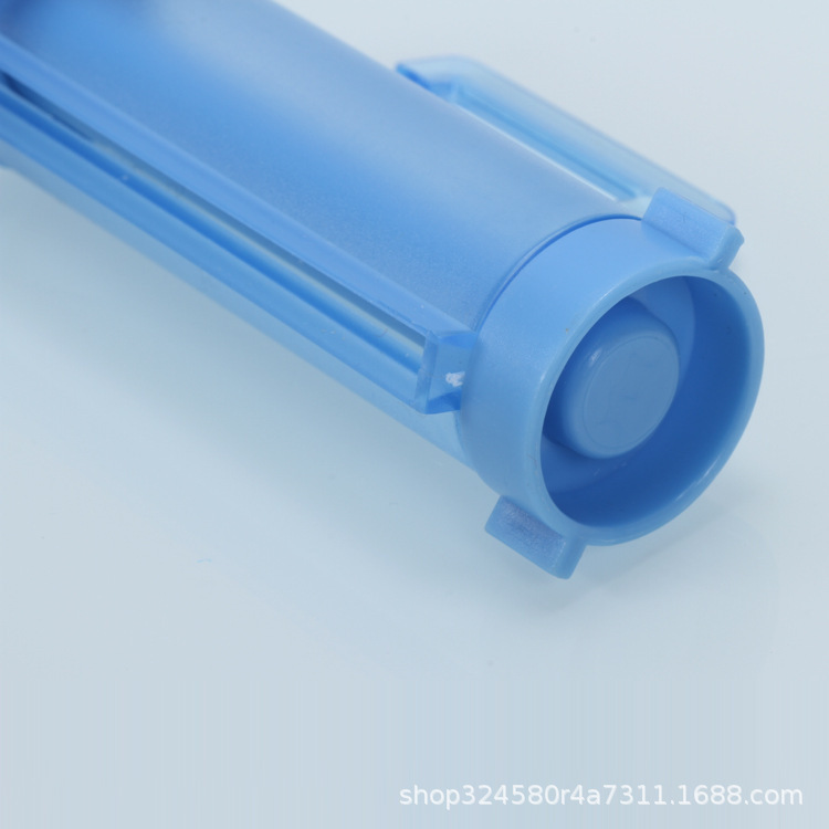Manufacturer's direct selling toothpaste partner toothpaste Squeezer Toothpaste partner sucker hook squeezer 20g