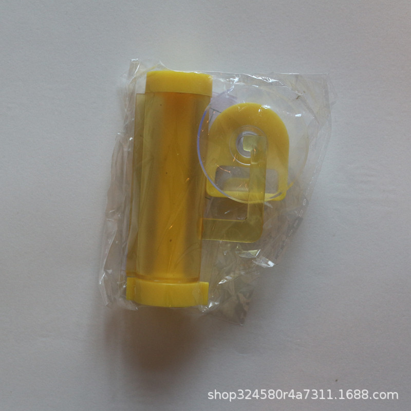 Manufacturer's direct selling toothpaste partner toothpaste Squeezer Toothpaste partner sucker hook squeezer 20g