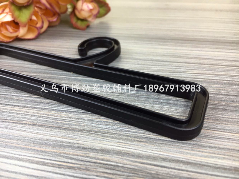 Spot plastic scarf hanger hook towel display stand silk scarf packaging accessories manufacturers Direct sale Spot plastic scarf hanger hook towel display stand silk scarf packaging accessories manufacturers Direct sale