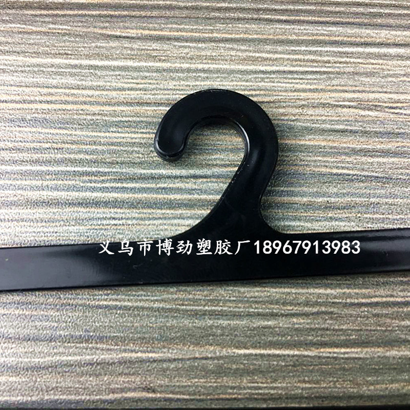 Manufacturers direct Plastic opening scarf hook display stand silk scarf leggings hook can open