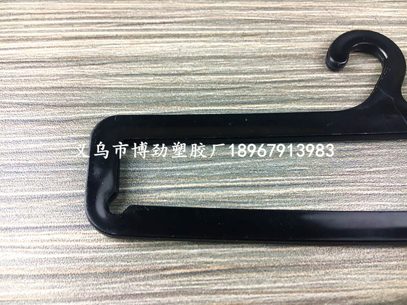 Manufacturers direct Plastic opening scarf hook display stand silk scarf leggings hook can open