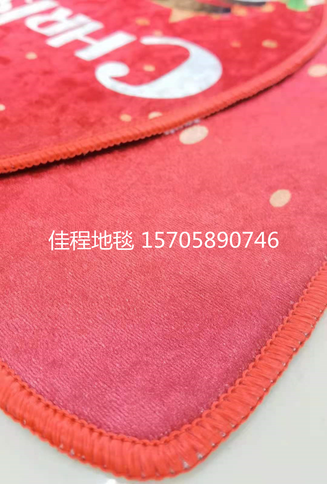 Christmas Mat Shiny Velvet Toilet Three-Piece Floor Mat Christmas Toilet Mat Mat Christmas Combination Non-Slip Mat Christmas Mat Shiny Velvet Toilet Three-Piece Floor Mat Christmas Toilet Mat Mat Christmas Combination Non-Slip Mat