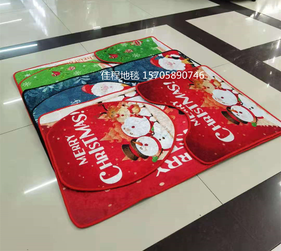 Christmas Mat Shiny Velvet Toilet Three-Piece Floor Mat Christmas Toilet Mat Mat Christmas Combination Non-Slip Mat Christmas Mat Shiny Velvet Toilet Three-Piece Floor Mat Christmas Toilet Mat Mat Christmas Combination Non-Slip Mat