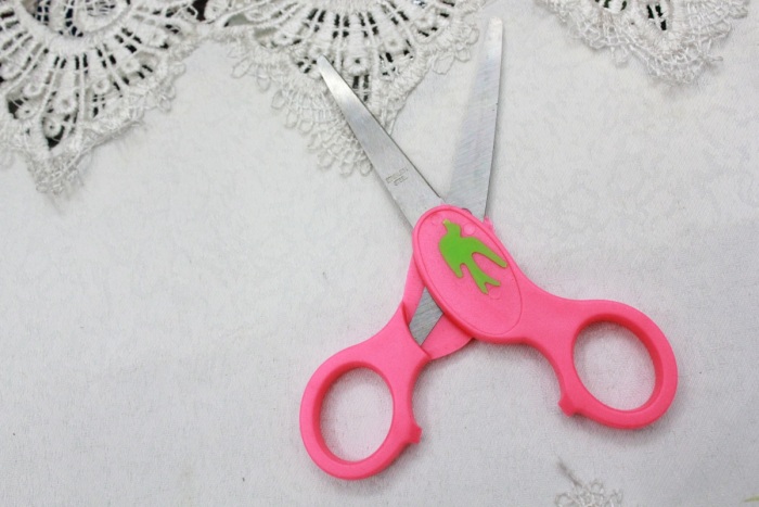 Cable KAIBO 0034 stainless steel scissors scissors swallow cartoon student display box Cable KAIBO 0034 stainless steel scissors scissors swallow cartoon student display box