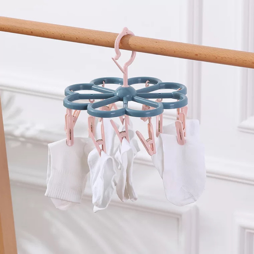 Adult Windproof Plum-Shaped Clothes Hanger Plastic Clip Children Socks Rack Household Multi-Functional Underwear Drying Rack