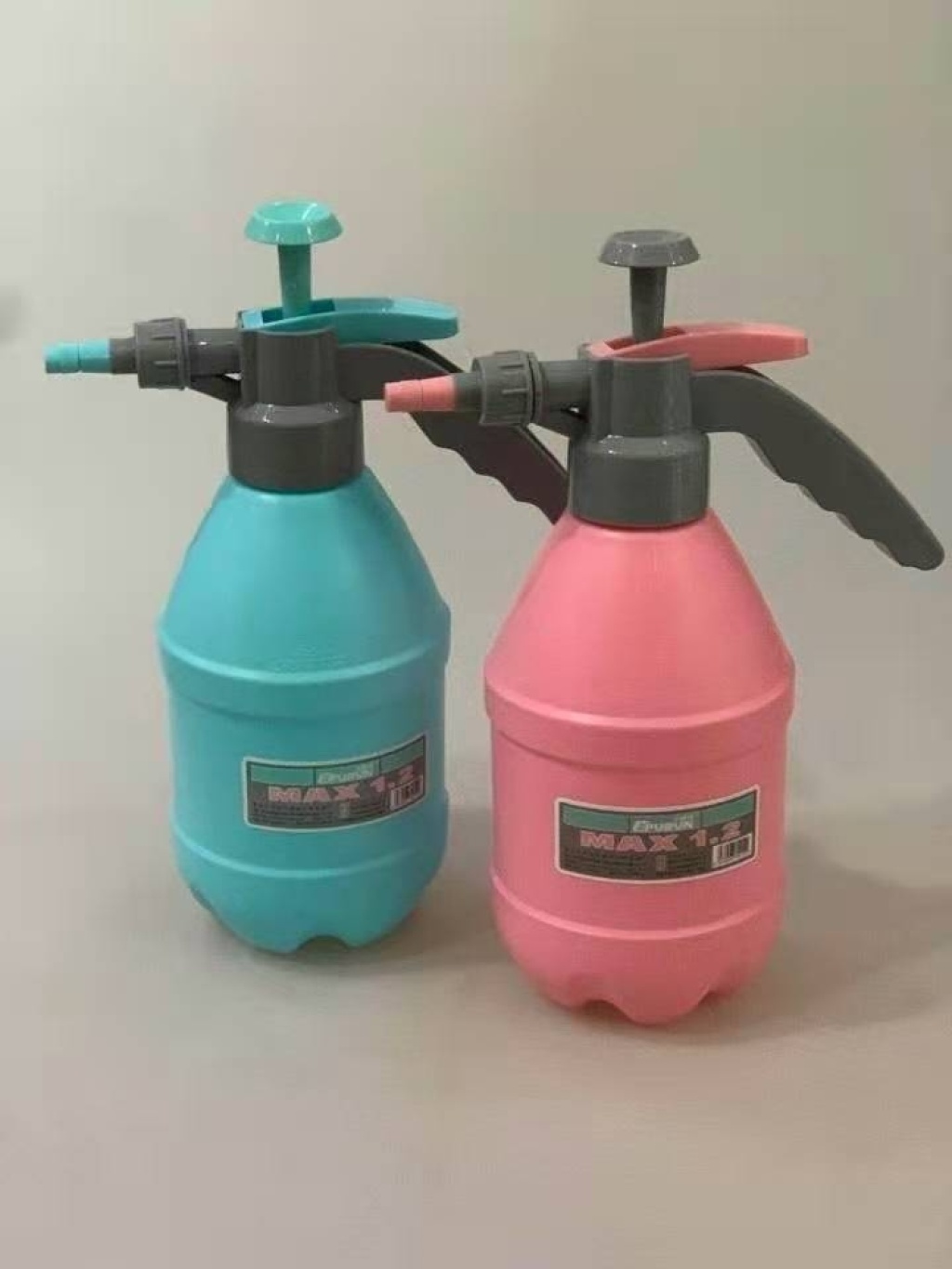 Sprinkling Can Sprayer Sprinkling Can Mouth Plastic Nozzle Plastic Nozzle Hand Button Sprinkling Can Universal Sprinkling Can 2L Sprinkling Can Sprinkling Can Sprayer Sprinkling Can Mouth Plastic Nozzle Plastic Nozzle Hand Button Sprinkling Can Universal Sprinkling Can 2L Sprinkling Can