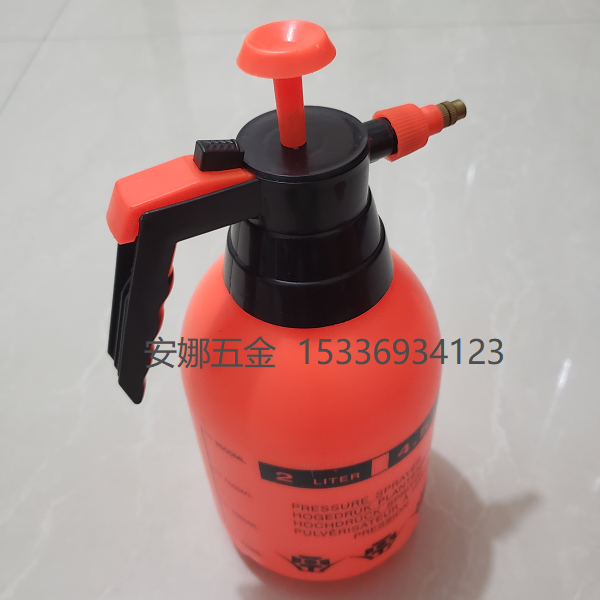 China 2L bottle use empty perfume spray bottles 2litre Garden Sprayer Garden Bottle Sprayers Colorful Plastic bottle 3L China 2L bottle use empty perfume spray bottles 2litre Garden Sprayer Garden Bottle Sprayers Colorful Plastic bottle 3L