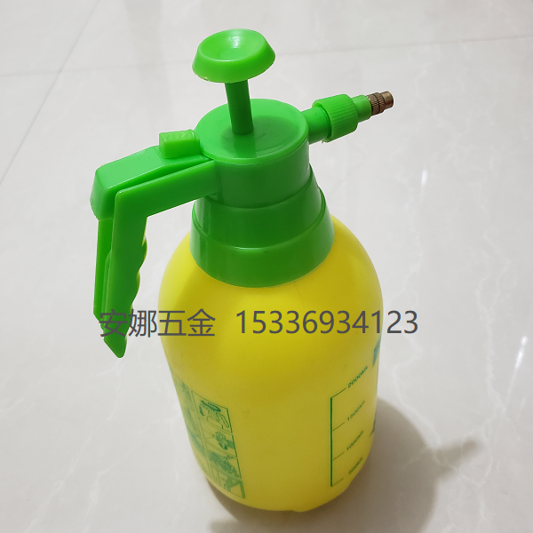 China 2L bottle use empty perfume spray bottles 2litre Garden Sprayer Garden Bottle Sprayers Colorful Plastic bottle 3L China 2L bottle use empty perfume spray bottles 2litre Garden Sprayer Garden Bottle Sprayers Colorful Plastic bottle 3L