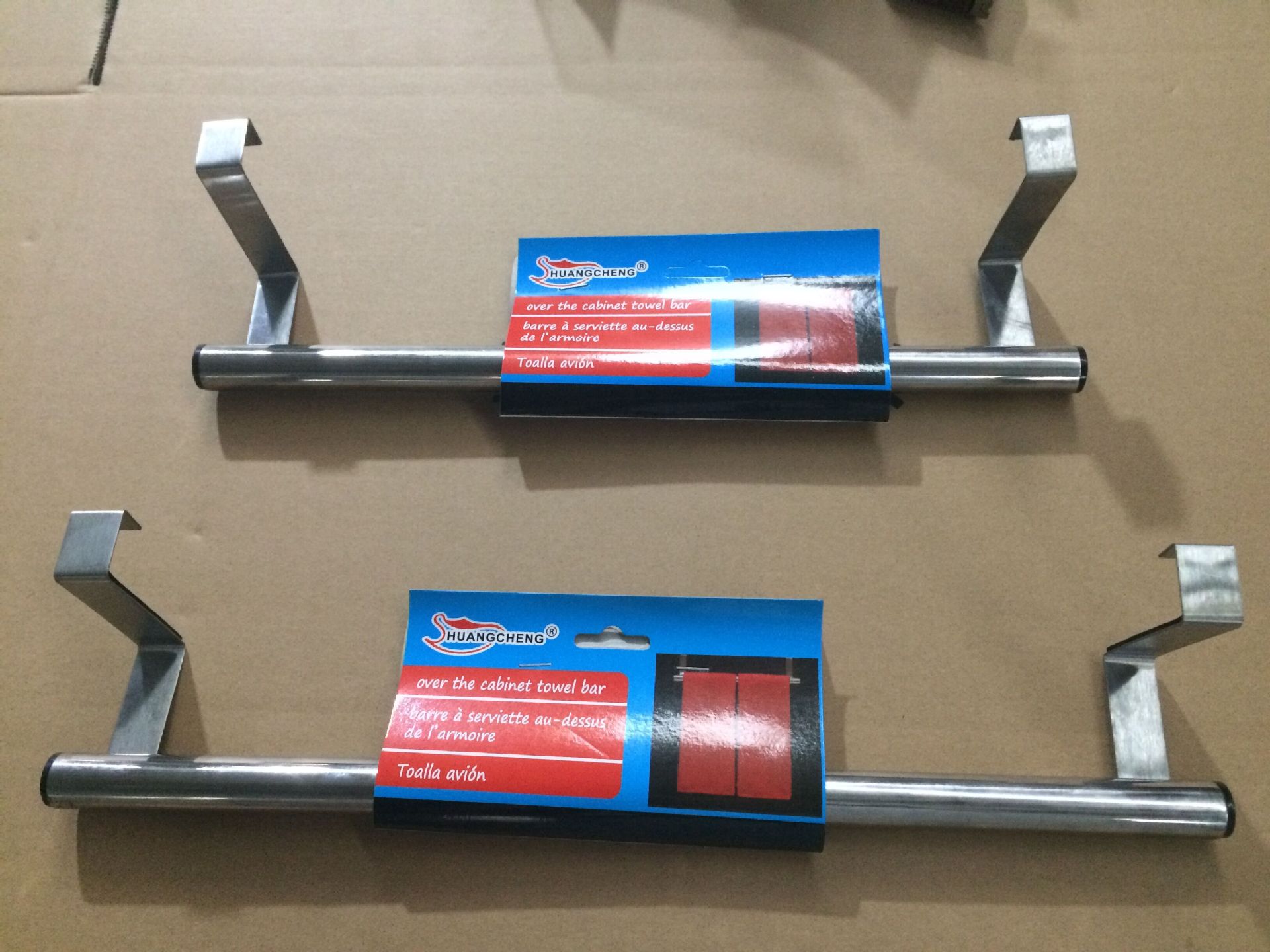 Stainless steel single - pole towel rack kitchen counter cabinet multifunctional door - back storage rack.