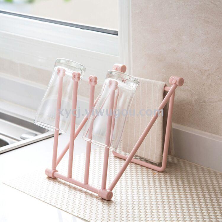 Collapsible vertical kitchen towel rack