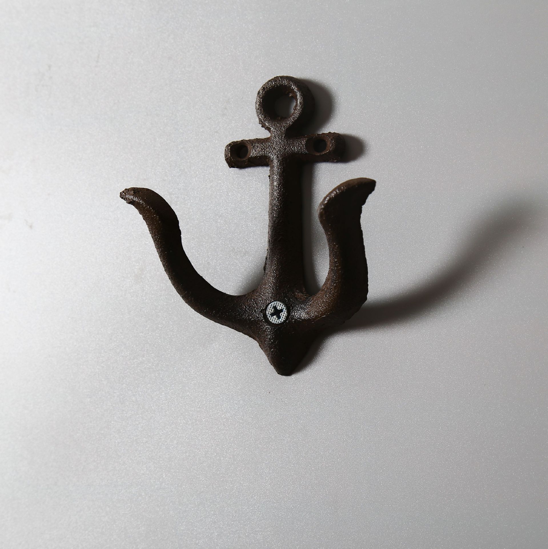 Retro Anchor Hook Coarse Gravel Texture Iron Decoration Wall Decorations Cafe Show Window Decoration Shooting Props Retro Anchor Hook Coarse Gravel Texture Iron Decoration Wall Decorations Cafe Show Window Decoration Shooting Props