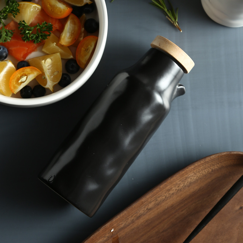 kitchen supplies seasoning pot ceramic soy sauce vinegar bottle Japanese oil pot seasoning pot seasoning bottle