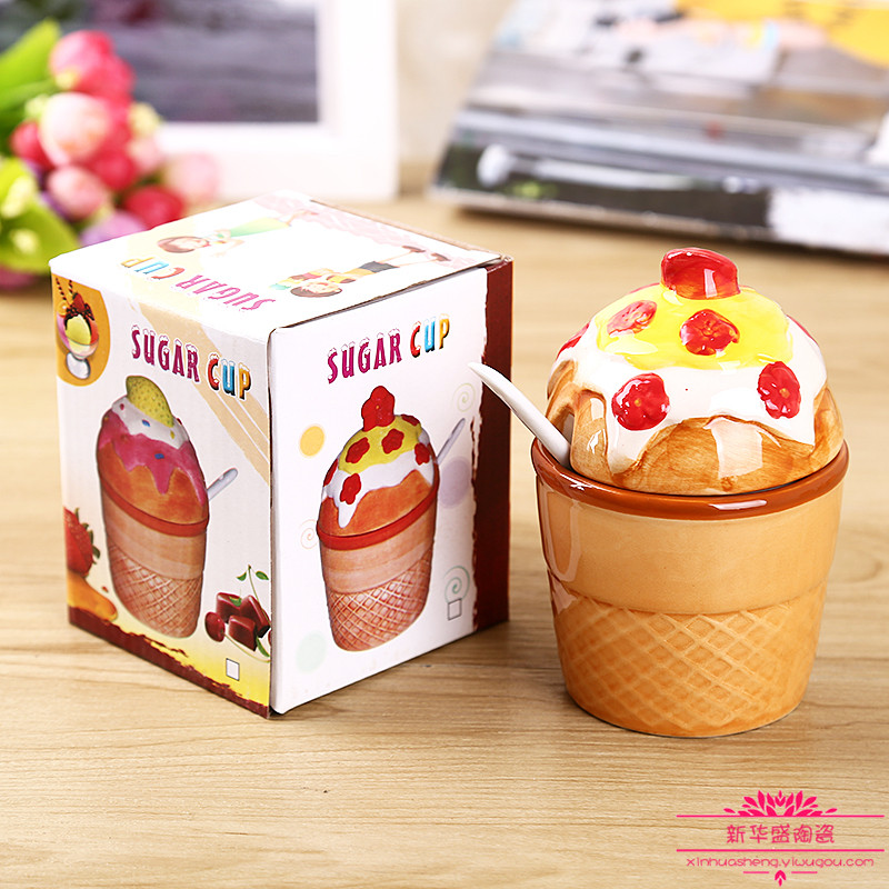 Foreign ceramics seasoning bottle pepper seasoning bottle bottle painting lovely ice cream